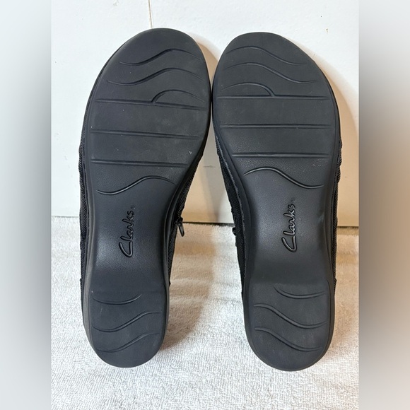 Clarks Women's Channing Kim Black Lizard Slip-On Loafer w/ Side Zip Size 8.5M - Picture 8 of 8